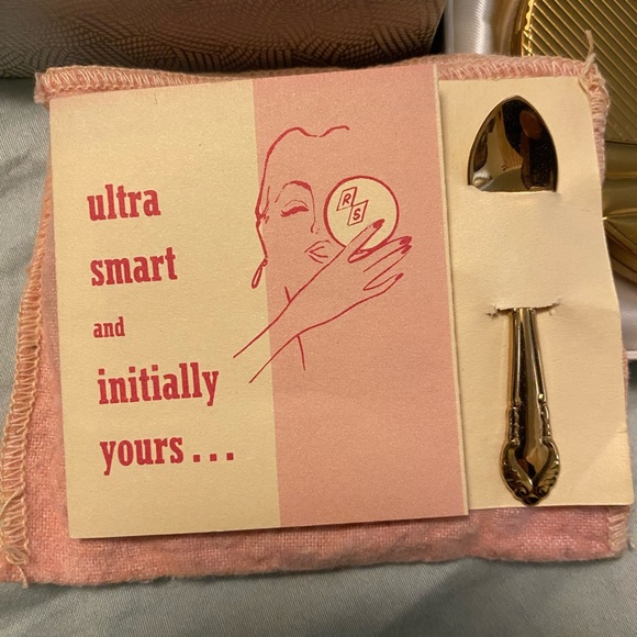 Vintage Zell Powered compact & spoon - Picture 7 of 7